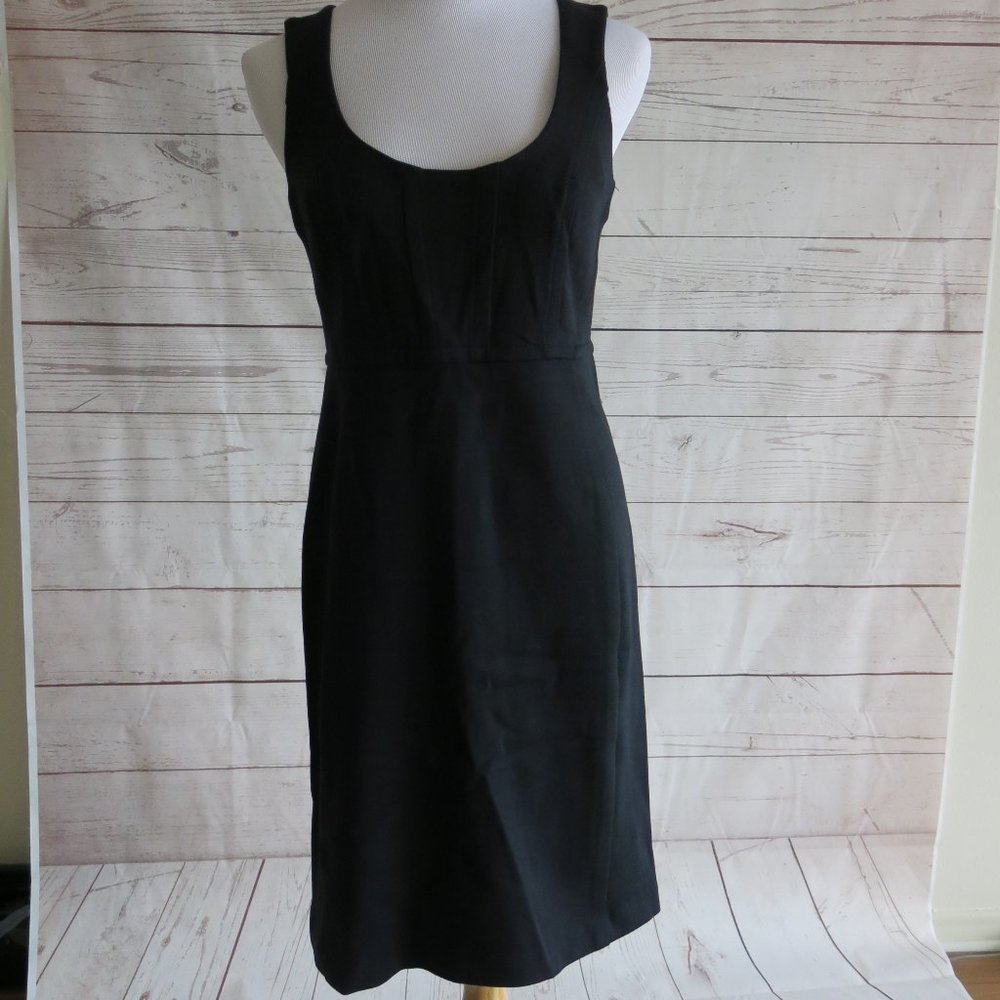 Banana Republic Stretch Sleeveless Scoopneck Black Sheath Dress - Size 4